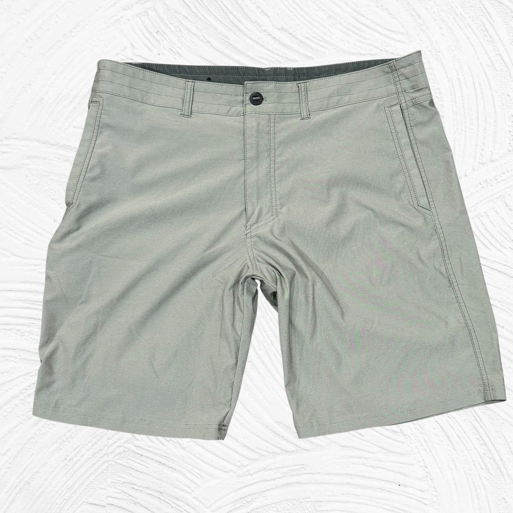 Kuhl  Men's Upshift Shorts Canteen Grey Green size 38x10